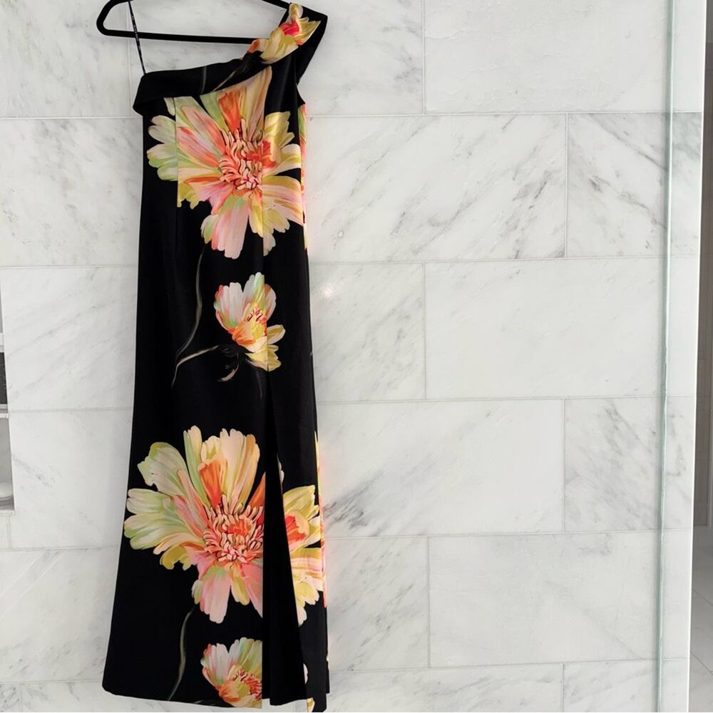 Black Halo Dolan One-Shoulder Gown Black Bursting Bloom 4 - Picture 9 of 16